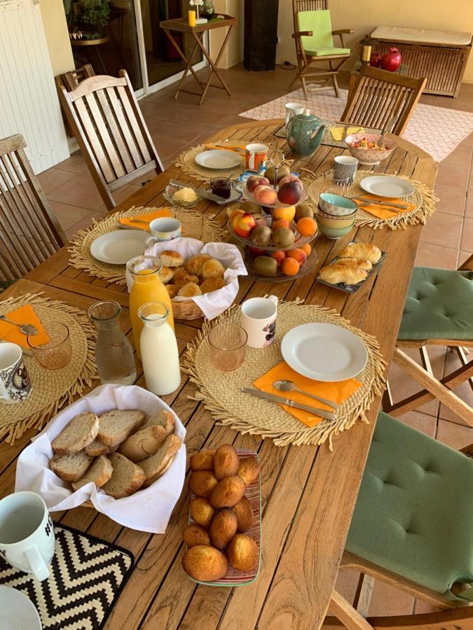 Bed and Breakfast Atelier des Vidaux à Saint-Aunes Extérieur photo