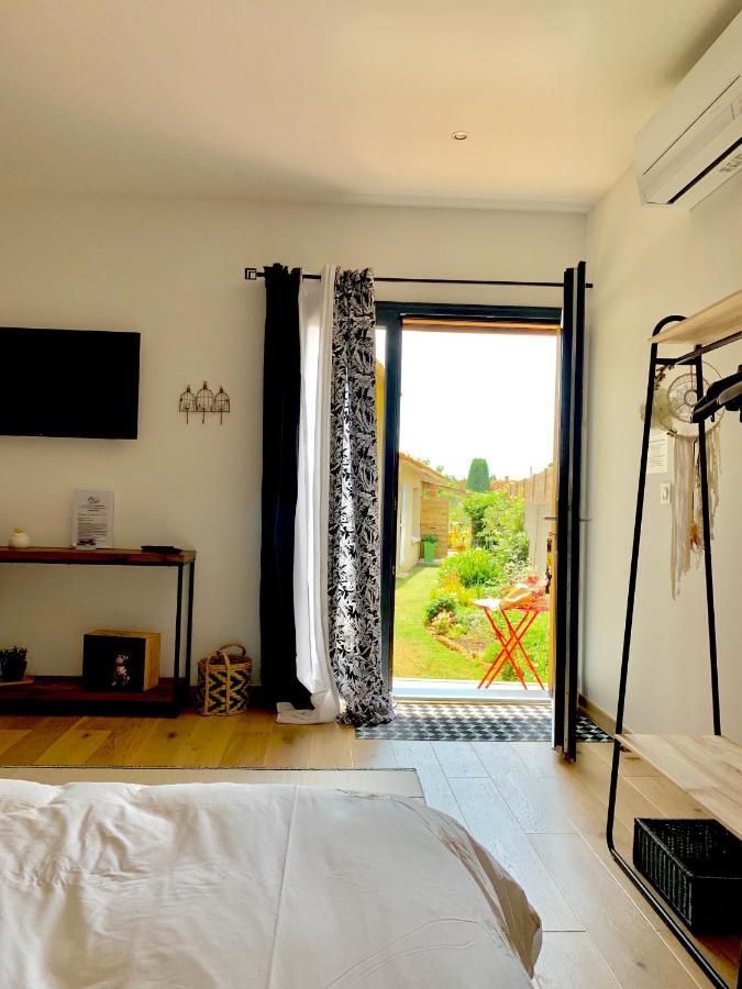 Bed and Breakfast Atelier des Vidaux à Saint-Aunes Extérieur photo
