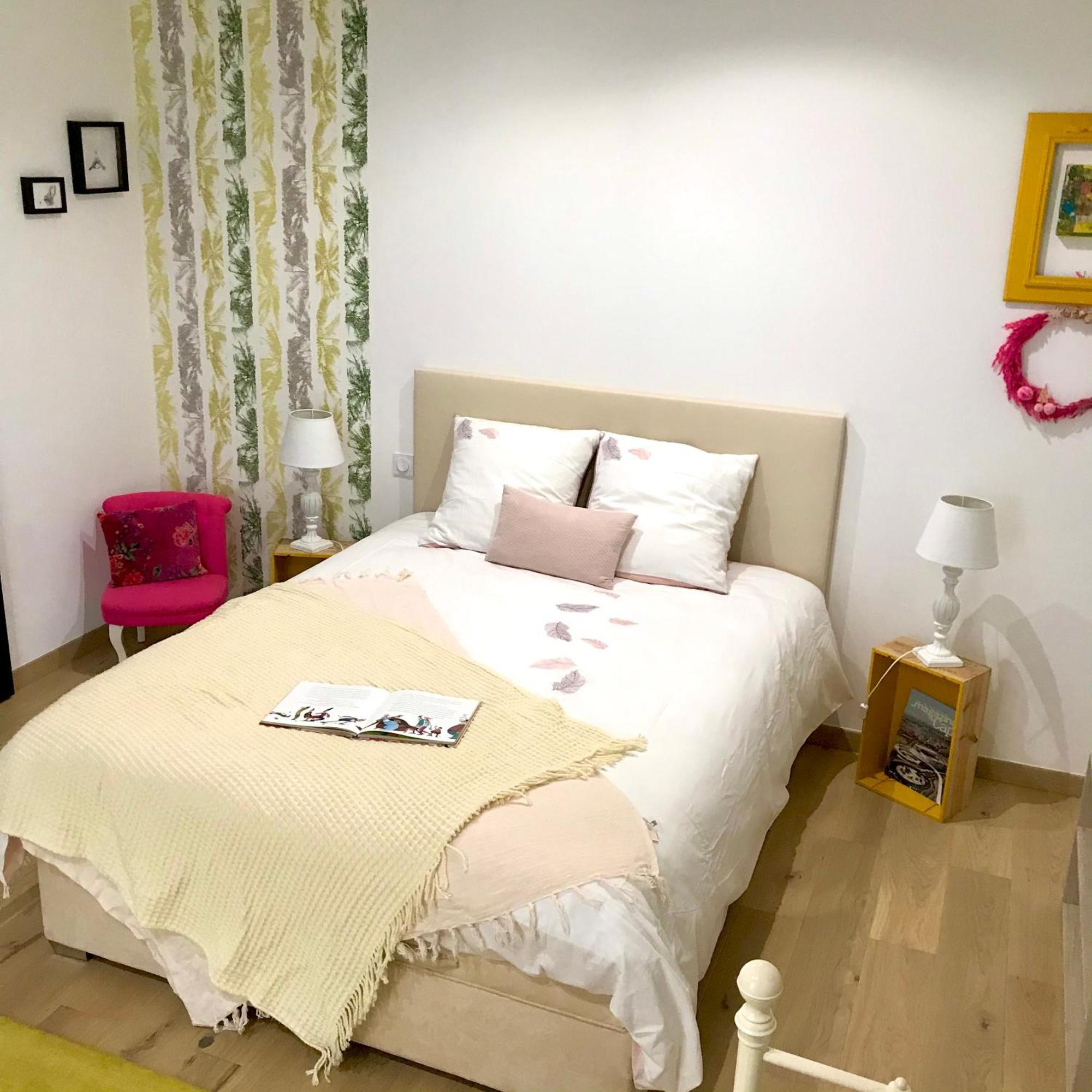 Bed and Breakfast Atelier des Vidaux à Saint-Aunes Chambre photo